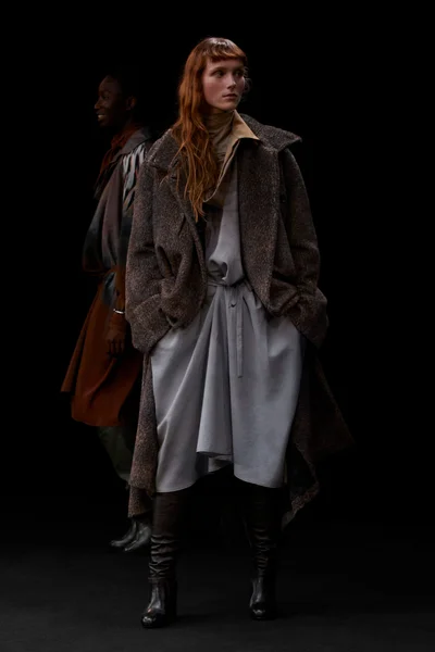 Look 50